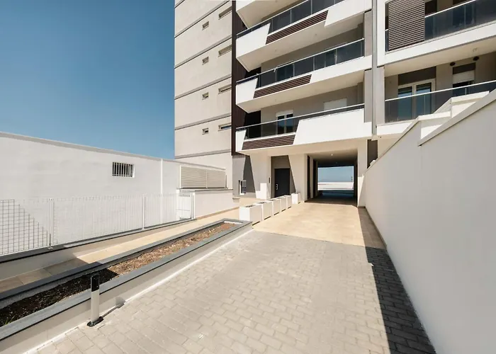 Maison 46 Luxury アパート